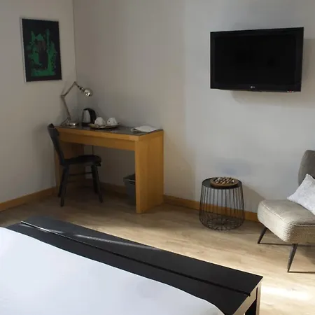 Absolu Hotell Castelsarrasin
